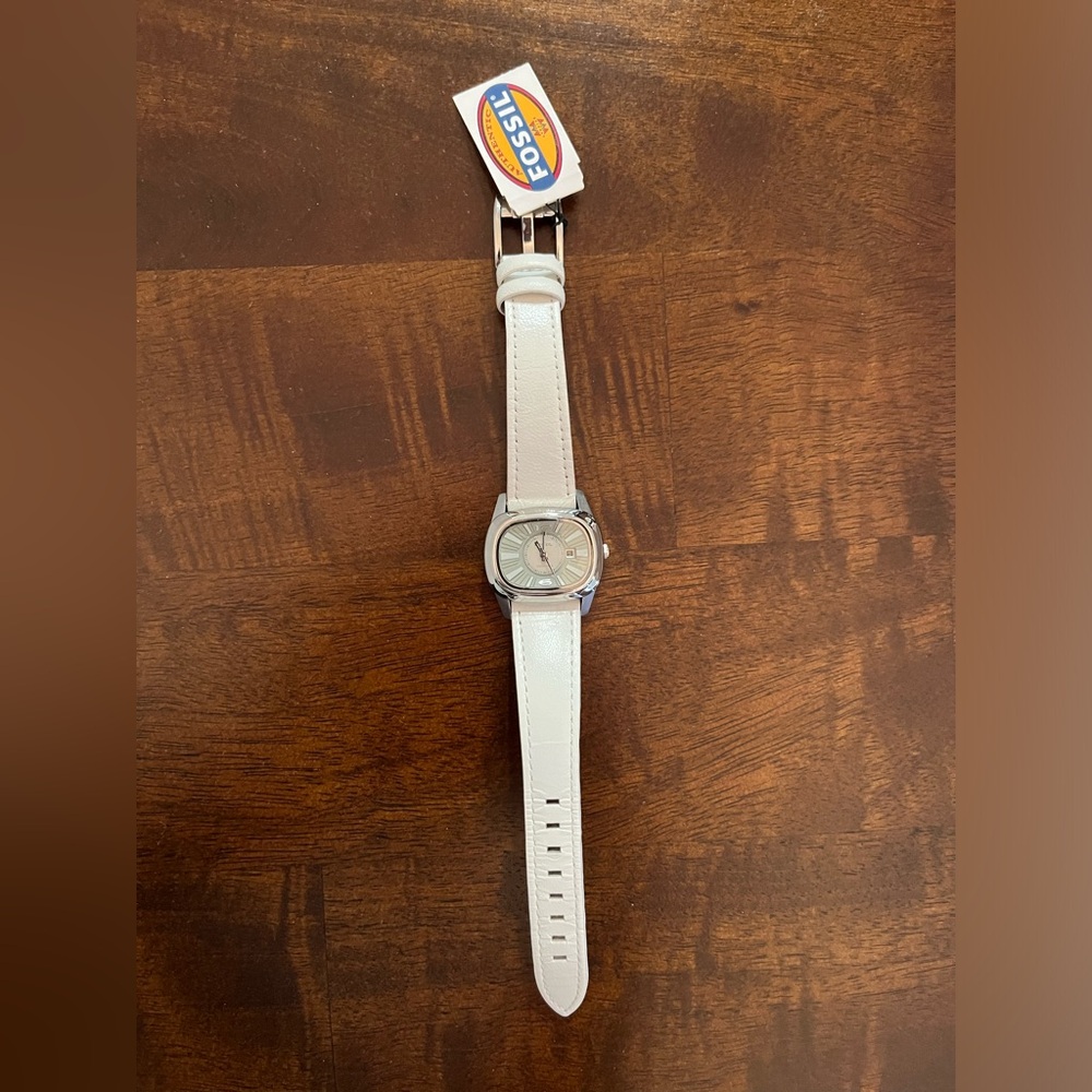 NWT Fossil Genuine Leather Watch